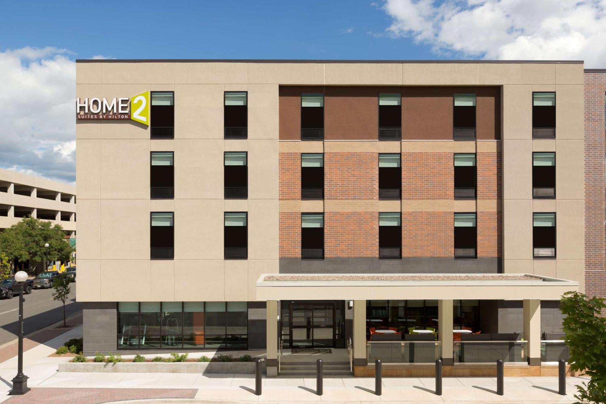 Home2 Suites By Hilton La Crosse Esterno foto